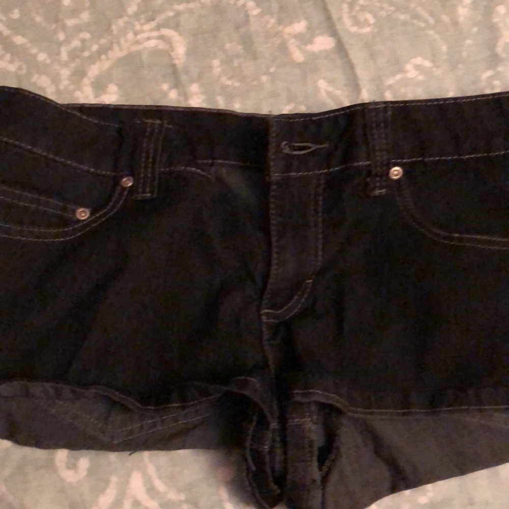 Short shorts